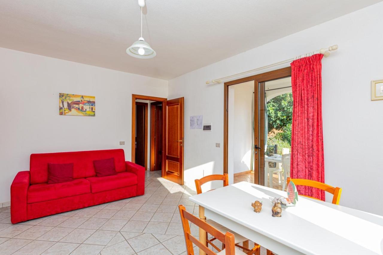 Appartamento Residenziale Trilocale 6 Posti Letto Via Sardegna San Teodoro San Teodoro  Ngoại thất bức ảnh